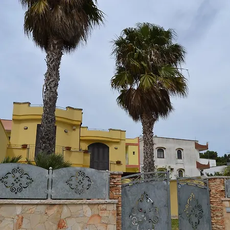 Giuseppe Salvatore * Sant Isidoro (Apulia)